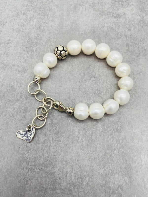 Pretty in Pearls Bracelet
